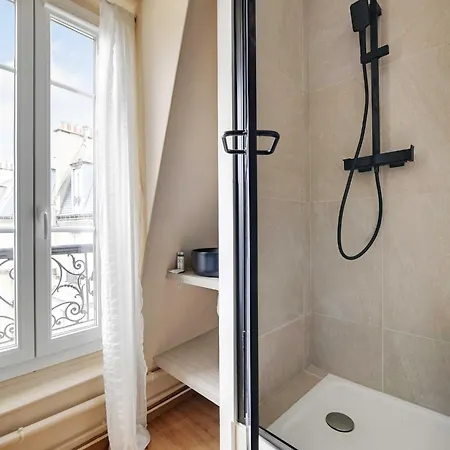 Bright - 2p - Trocadero *