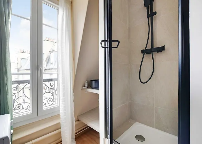 Bright - 2p - Trocadero *